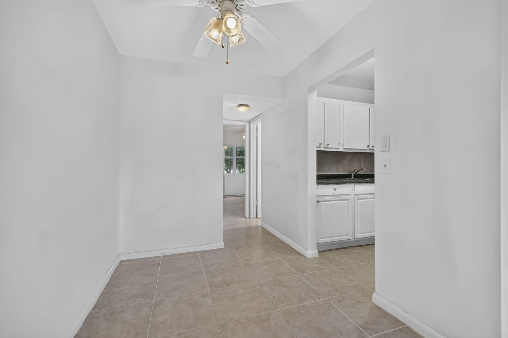 Photo of 210 Canterbury J #1, West Palm Beach, FL 33417 (MLS # B26071737)