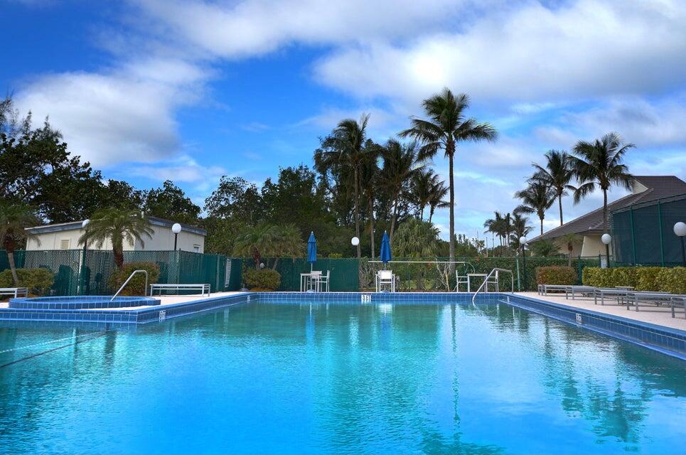 OCEAN TRAIL CONDO V - Residential Lease