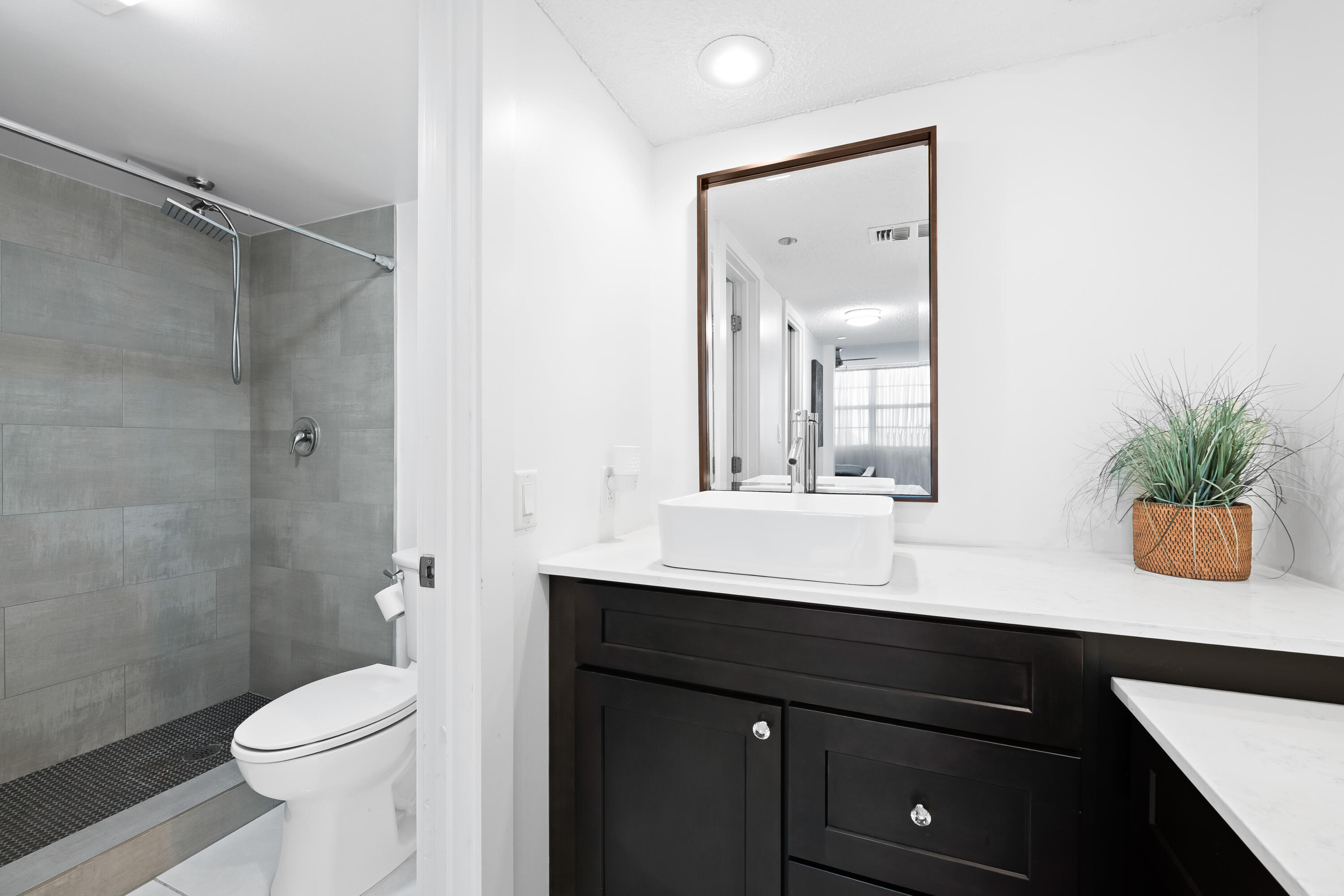 NO 52 PALM-AIRE COUNTRY CLUB - Residential
