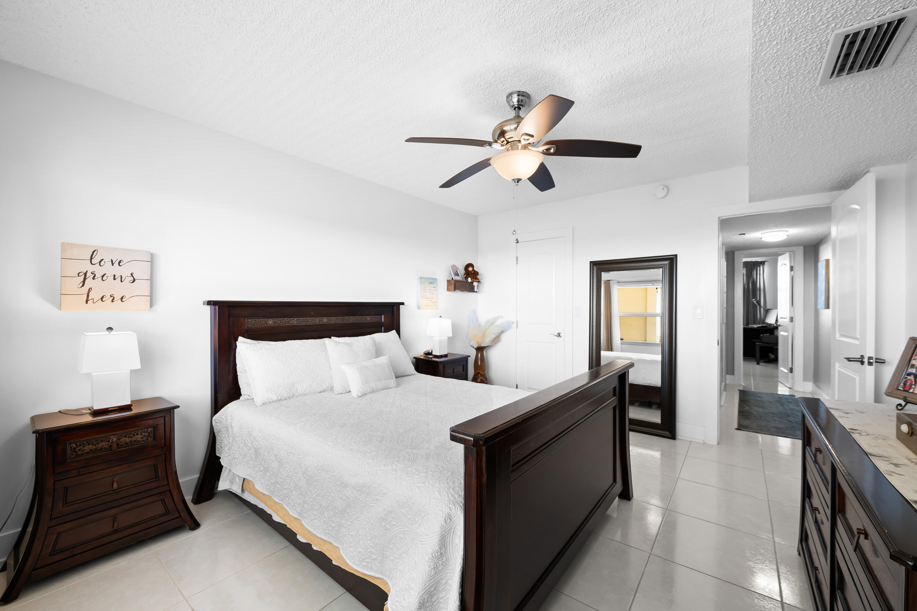 NO 52 PALM-AIRE COUNTRY CLUB - Residential