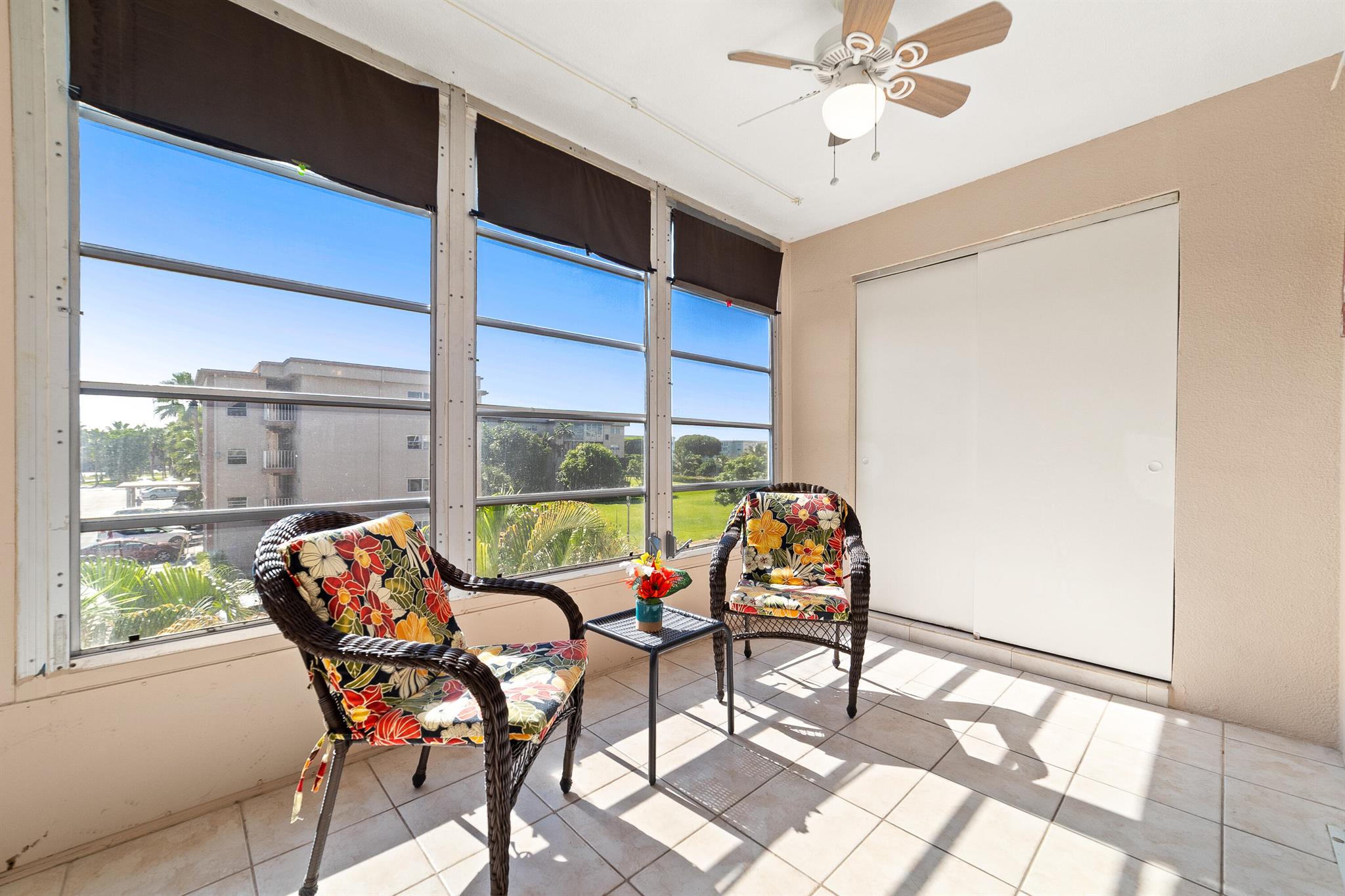 VILLAGE ROYALE ON THE GRE - Residential Lease