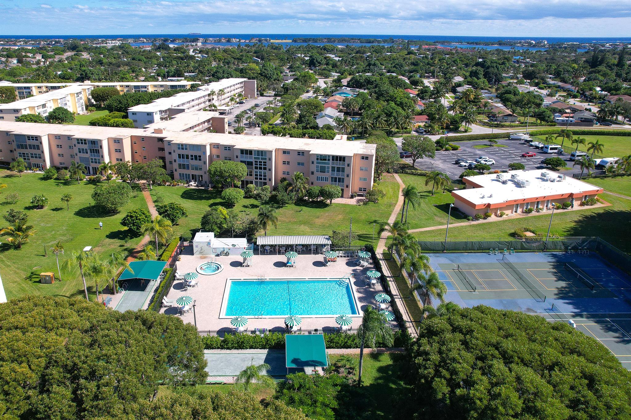 VILLAGE ROYALE ON THE GRE - Residential Lease