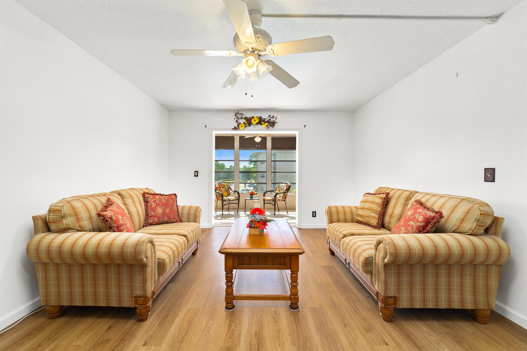 VILLAGE ROYALE ON THE GRE - Residential Lease