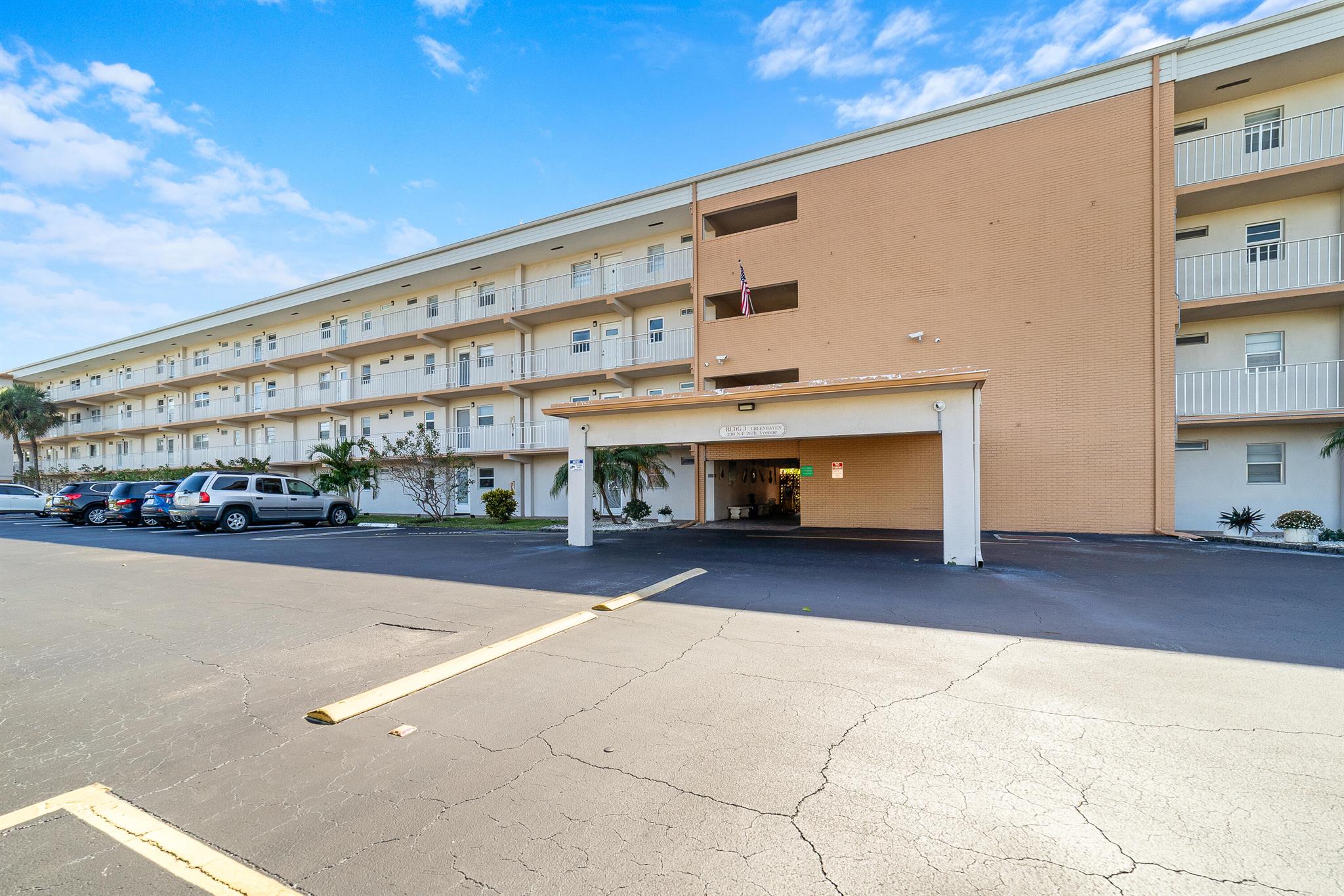 VILLAGE ROYALE ON THE GRE - Residential Lease