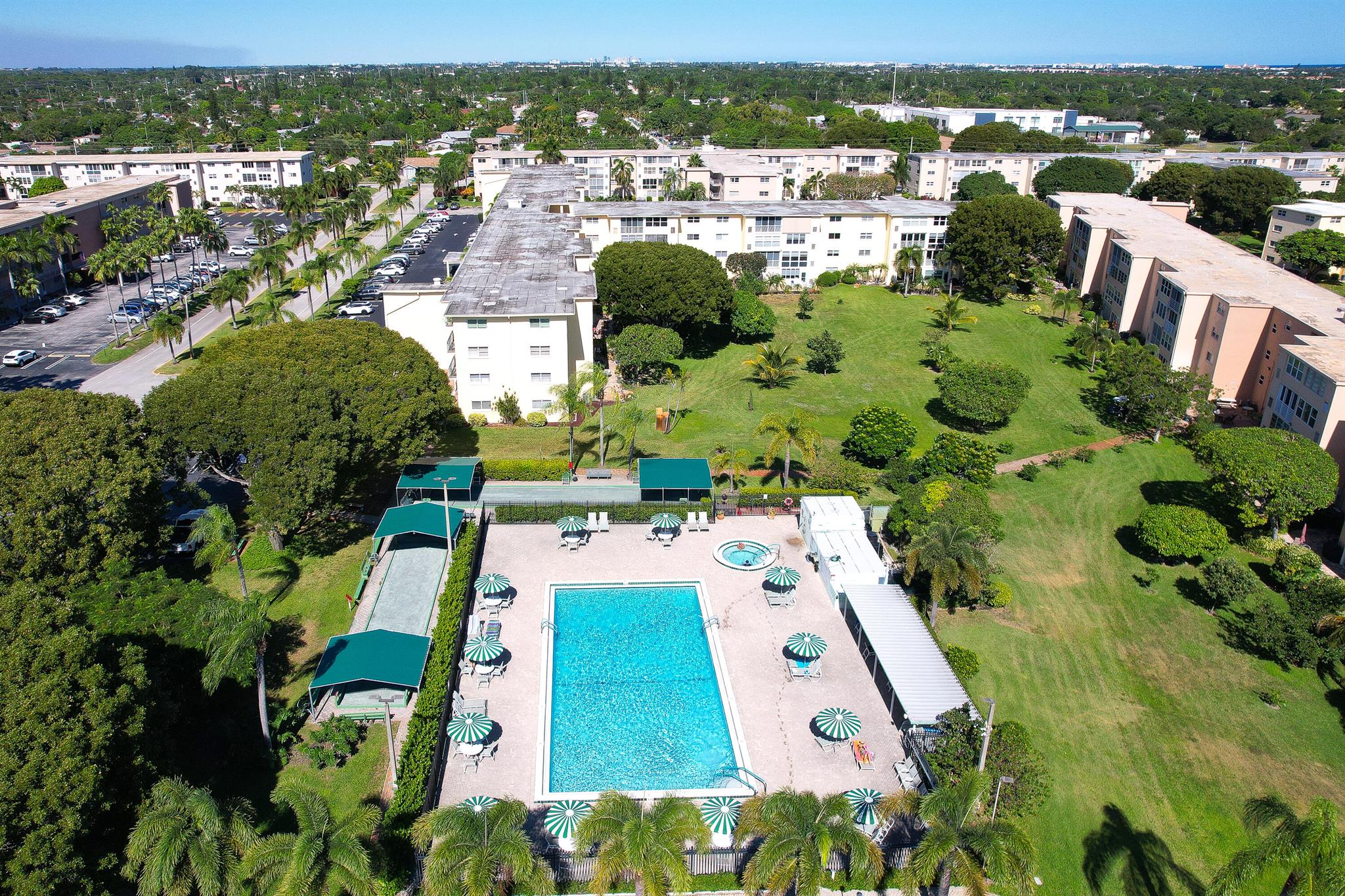 VILLAGE ROYALE ON THE GRE - Residential Lease