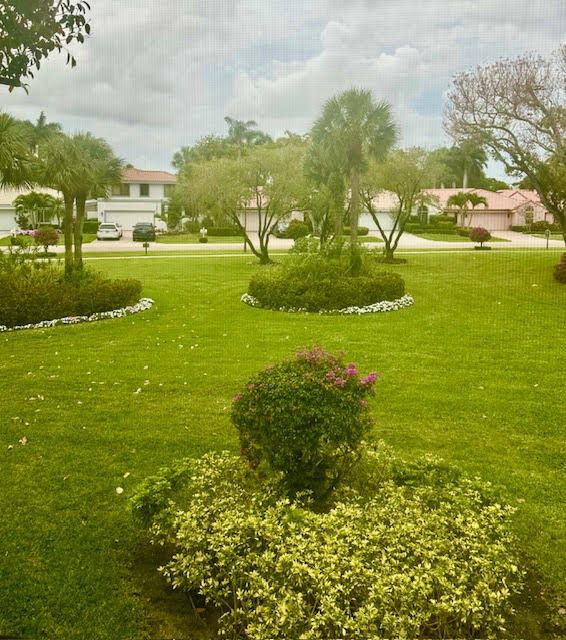 7599 Glendevon Lane 1507