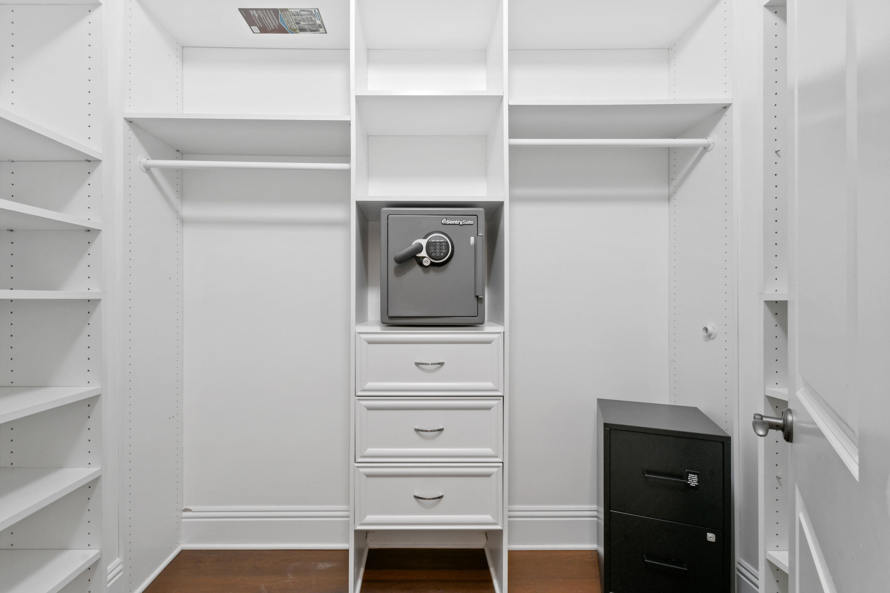 GARDENIA ISLES - Residential Lease