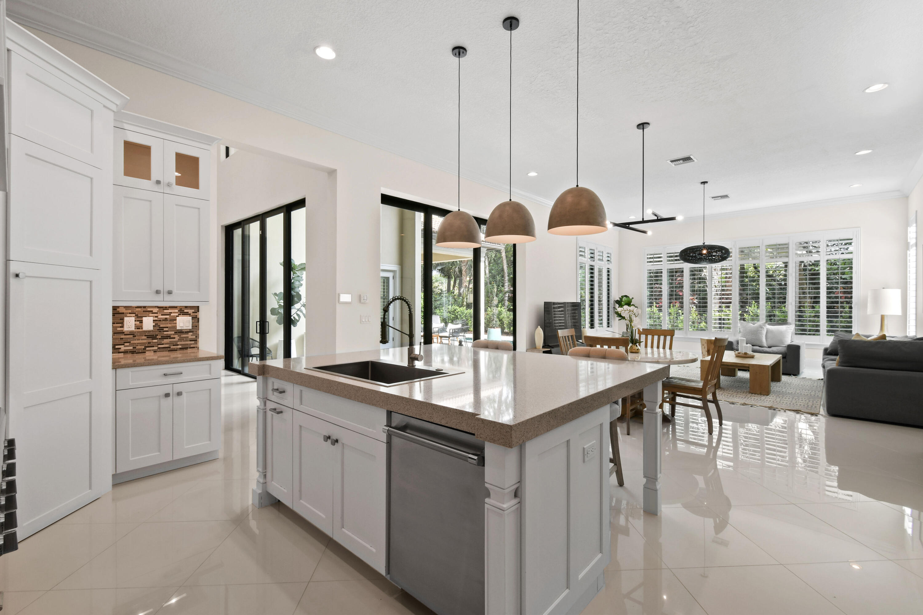 GARDENIA ISLES - Residential Lease