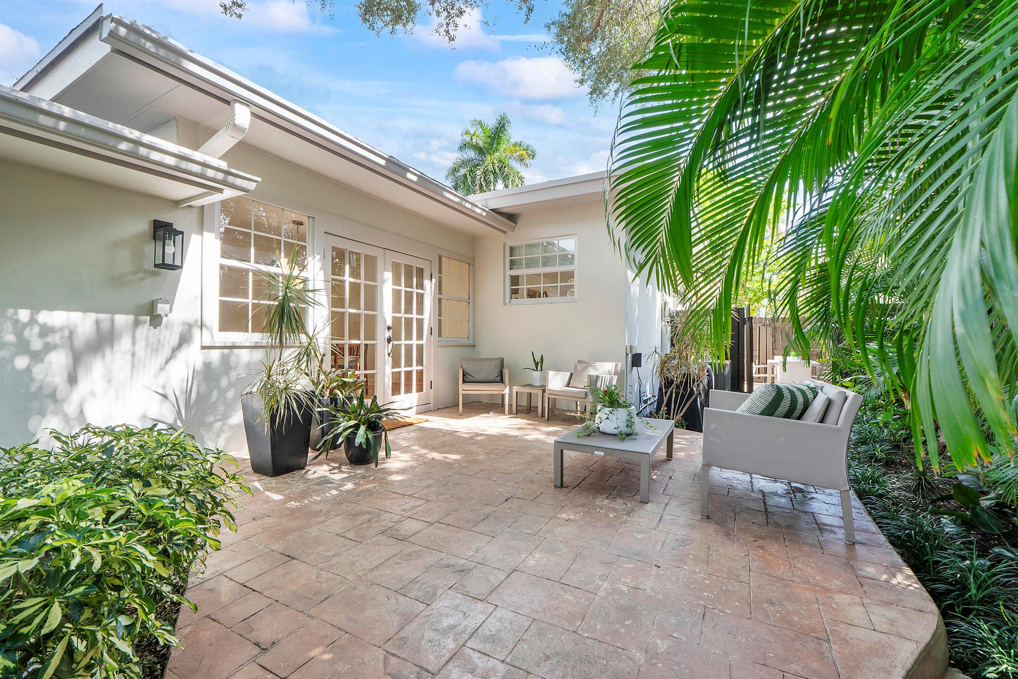 VICTORIA PARK CORR AMEN P - Residential