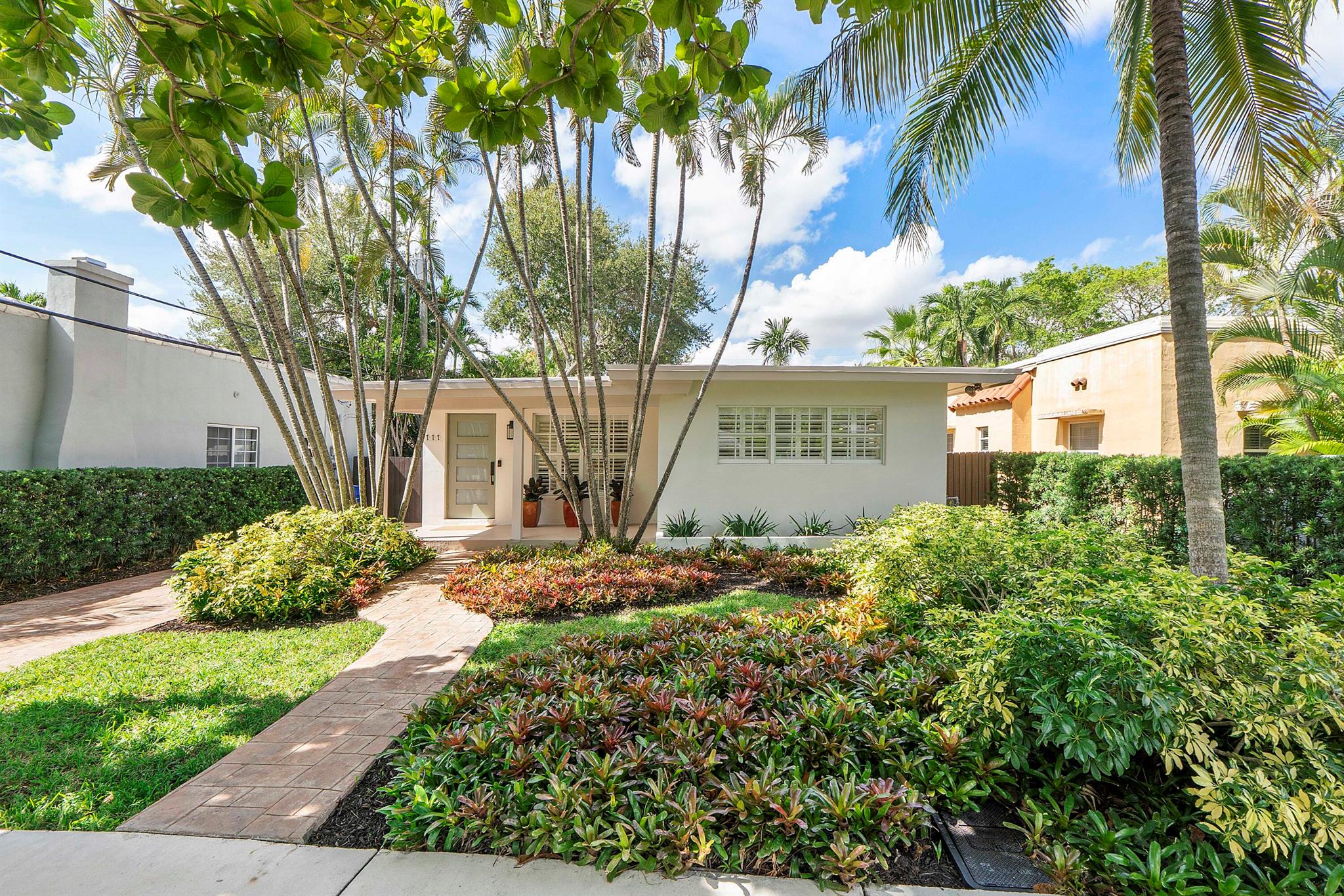 VICTORIA PARK CORR AMEN P - Residential