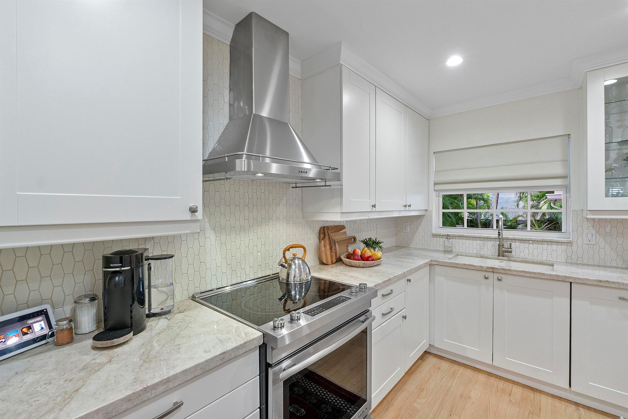 VICTORIA PARK CORR AMEN P - Residential