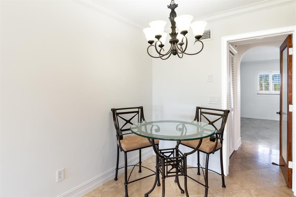 COUNTRY CLUB MANOR CONDO - Residential Lease