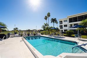 COUNTRY CLUB MANOR CONDO - Residential Lease