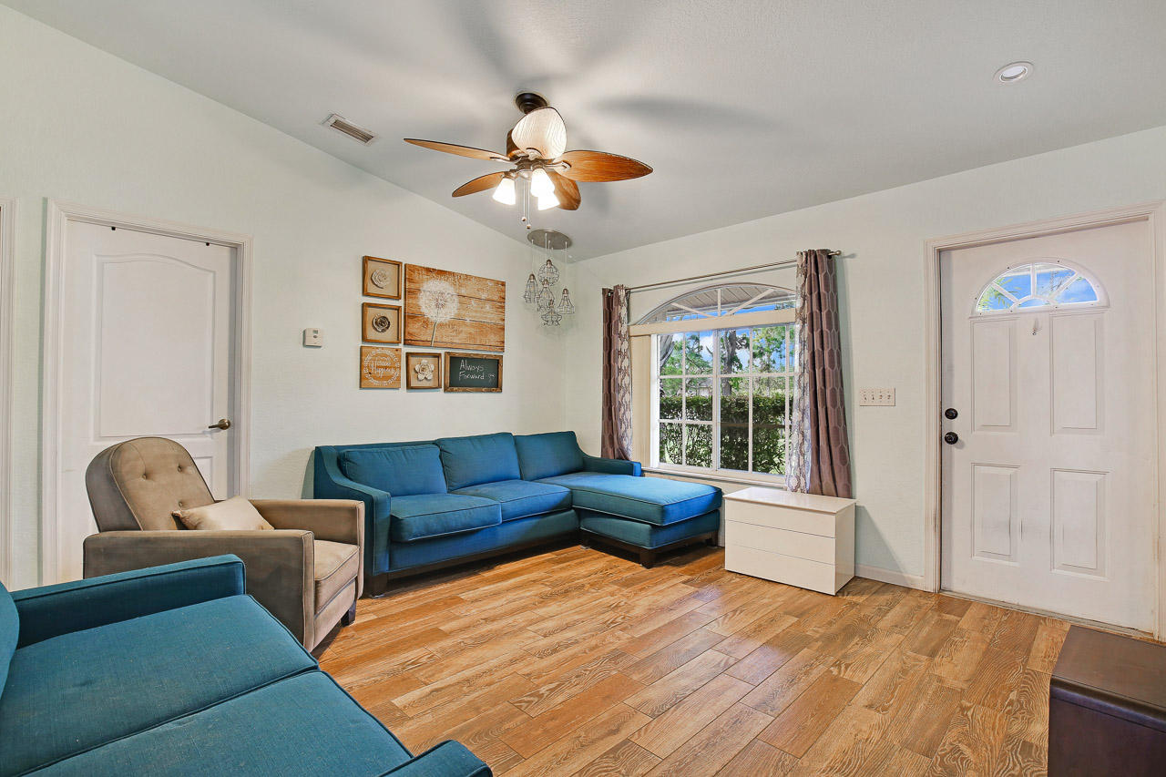 Loxahatchee - Residential