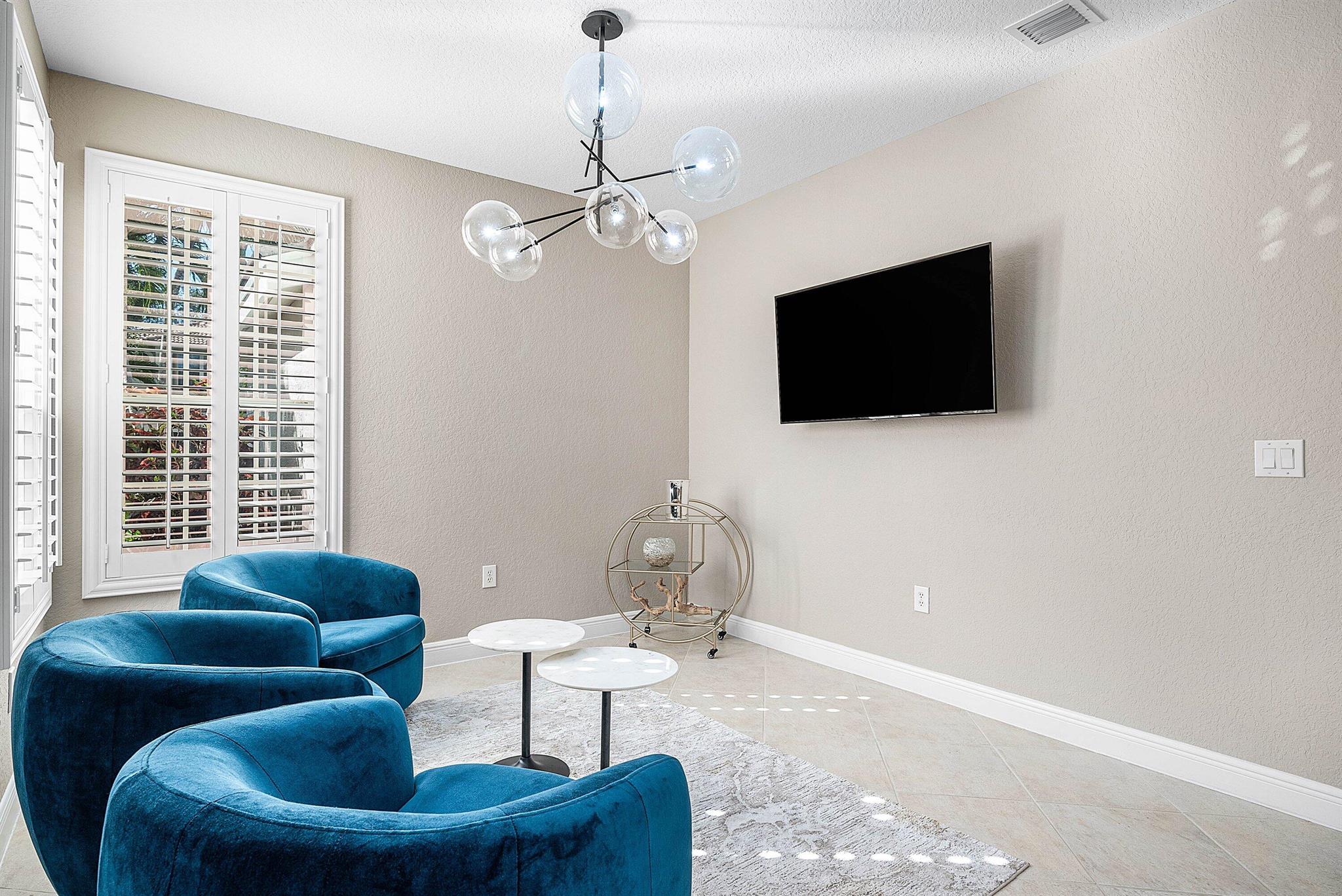 SATURNIA ISLES - Residential