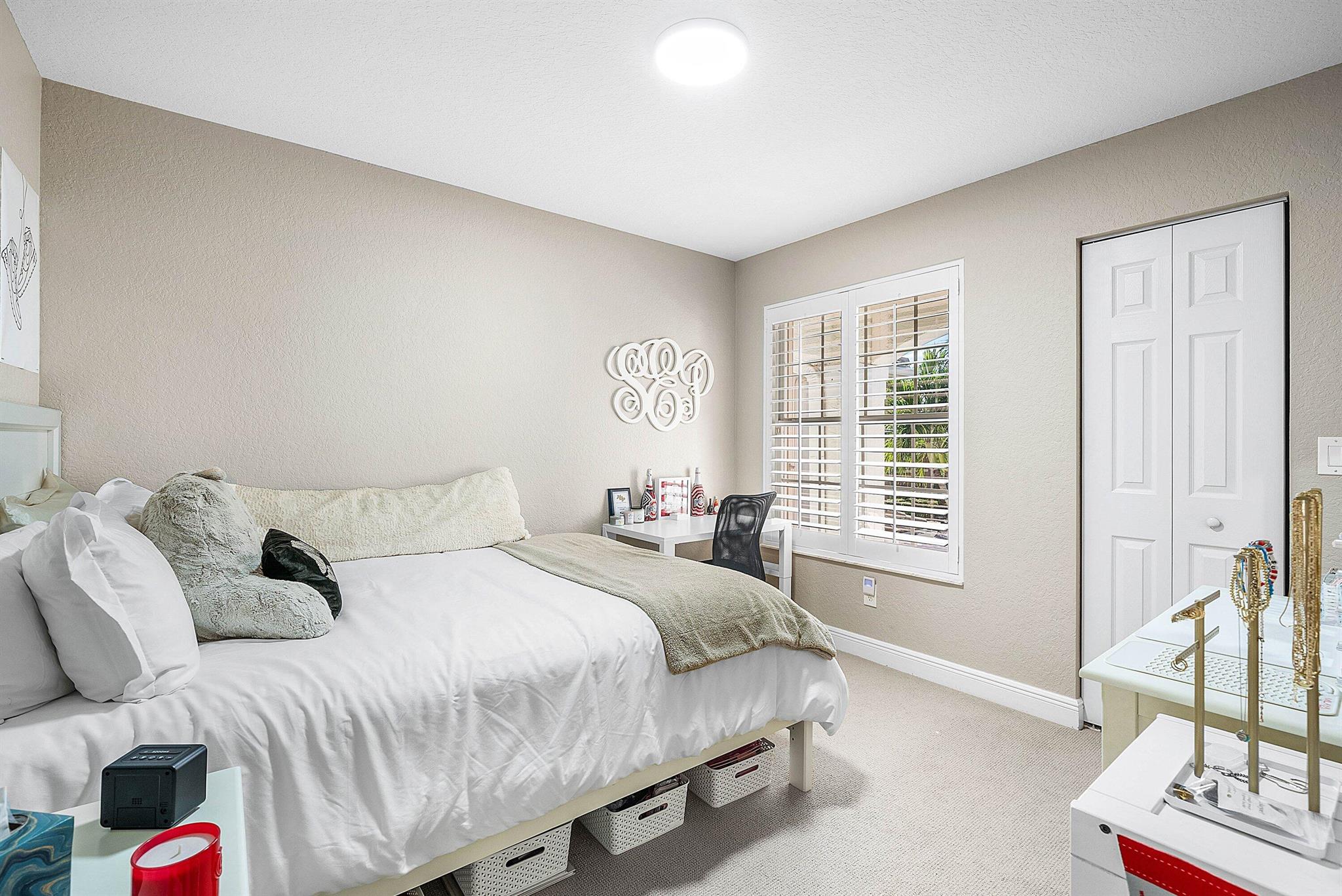 SATURNIA ISLES - Residential