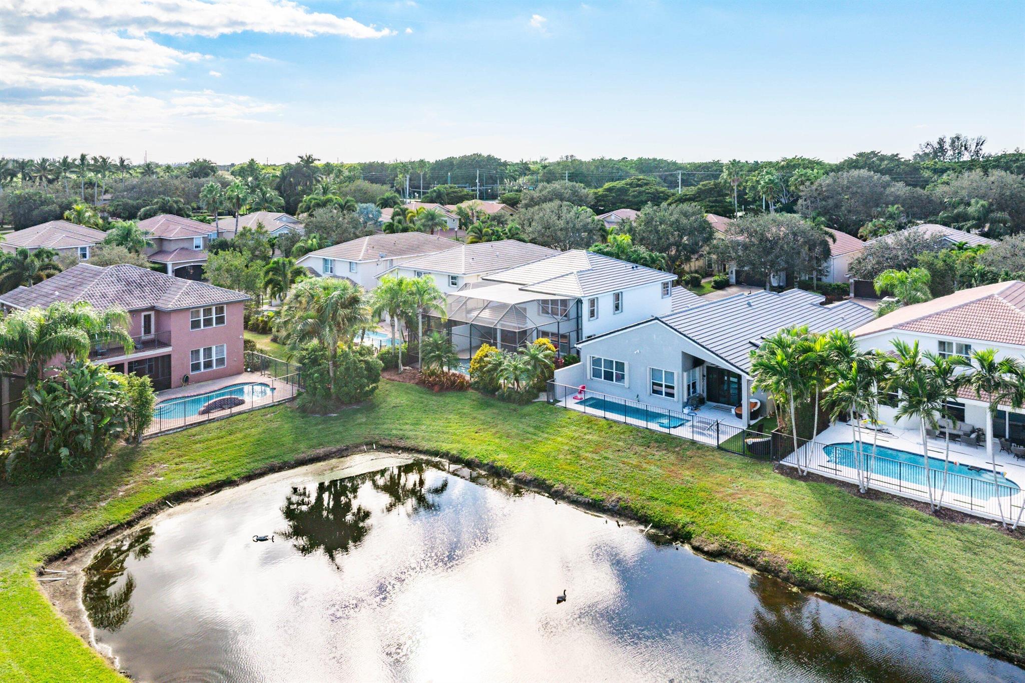 SATURNIA ISLES - Residential