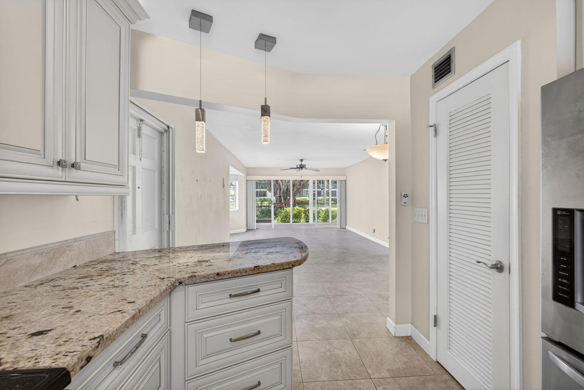 TEQUESTA GARDEN CONDO 7 - Residential