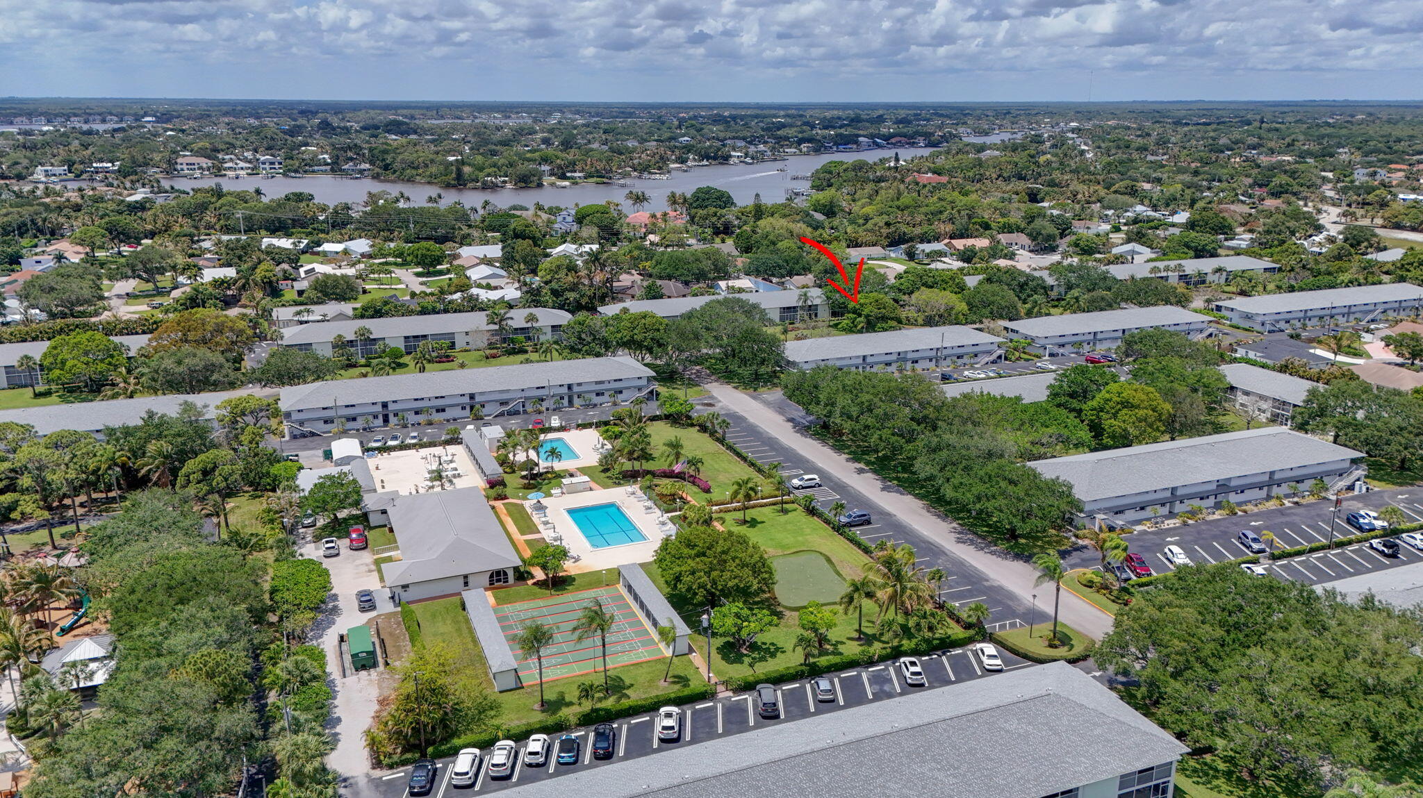TEQUESTA GARDEN CONDO 7 - Residential