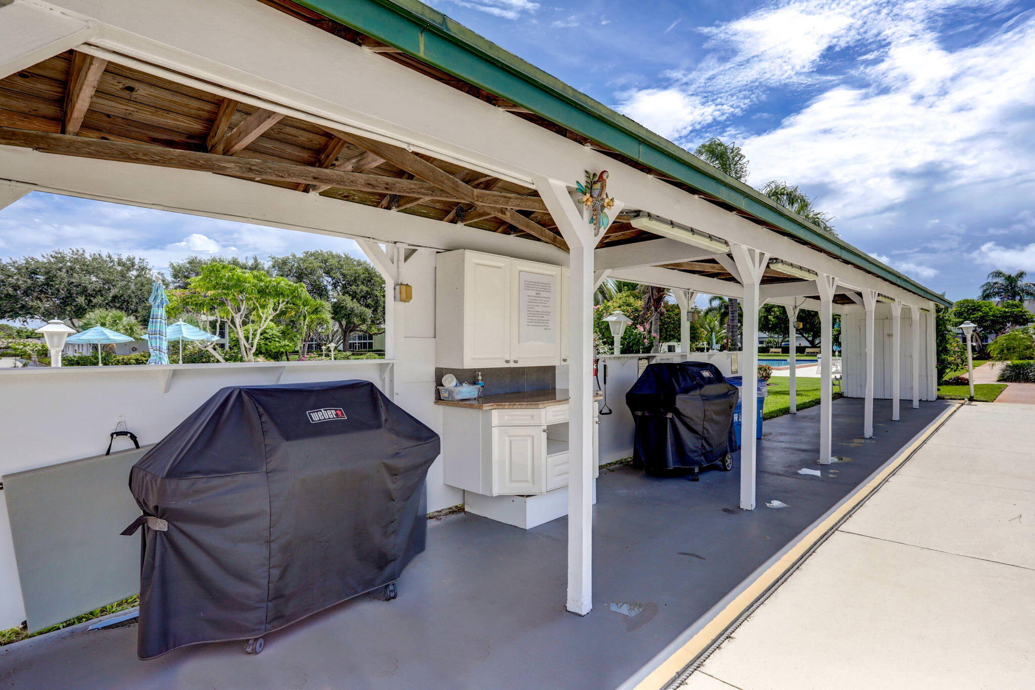 TEQUESTA GARDEN CONDO 7 - Residential