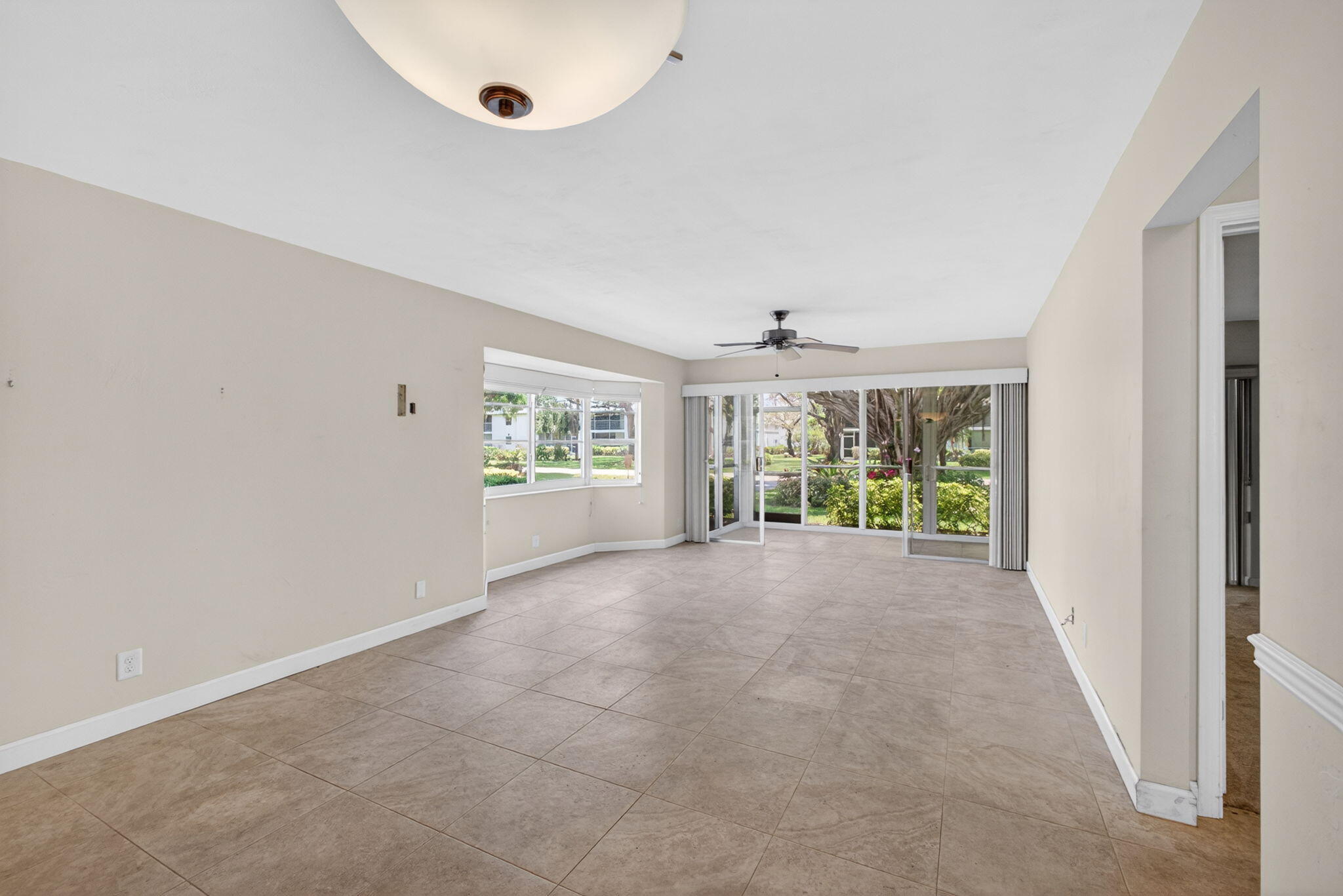 TEQUESTA GARDEN CONDO 7 - Residential