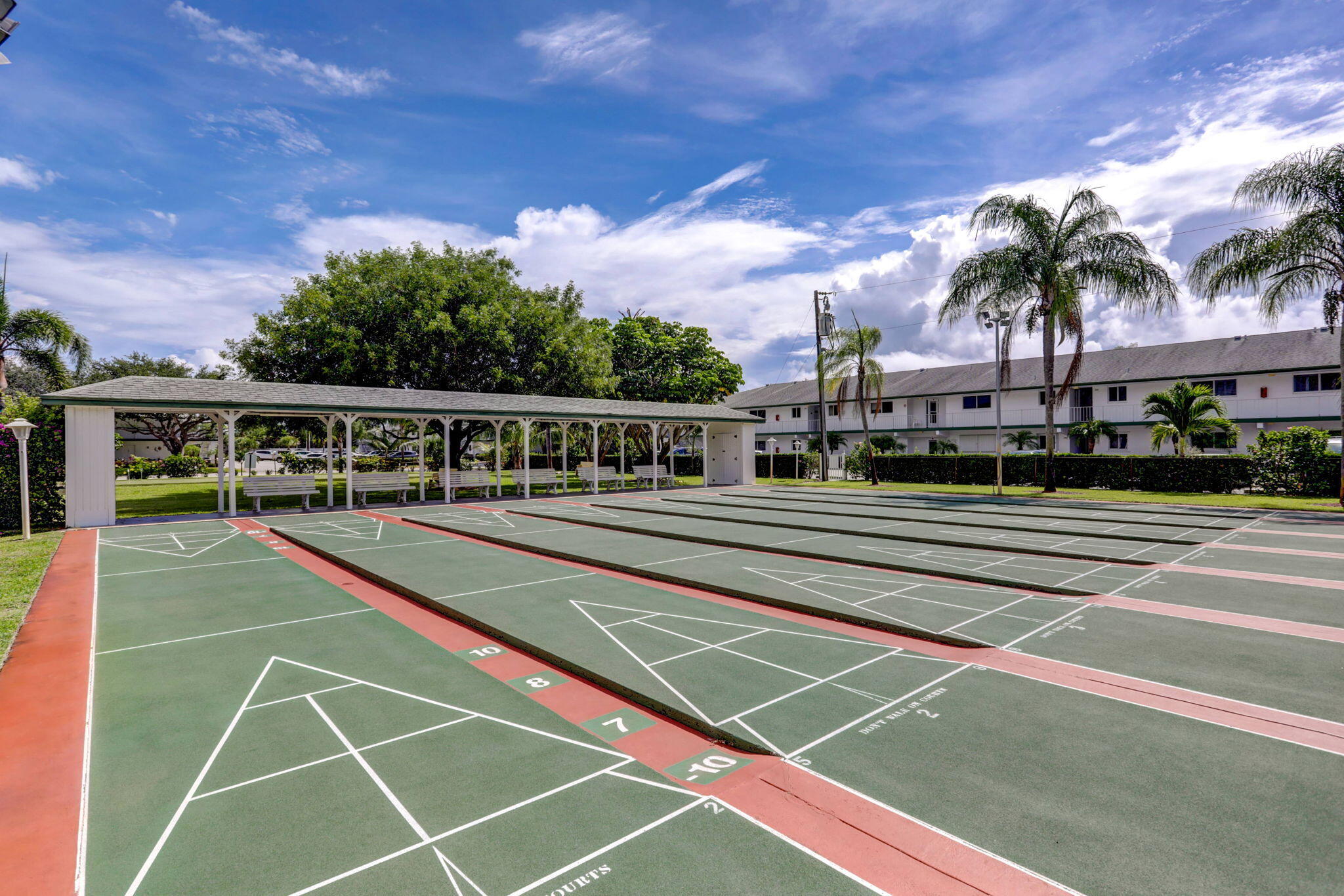 TEQUESTA GARDEN CONDO 7 - Residential