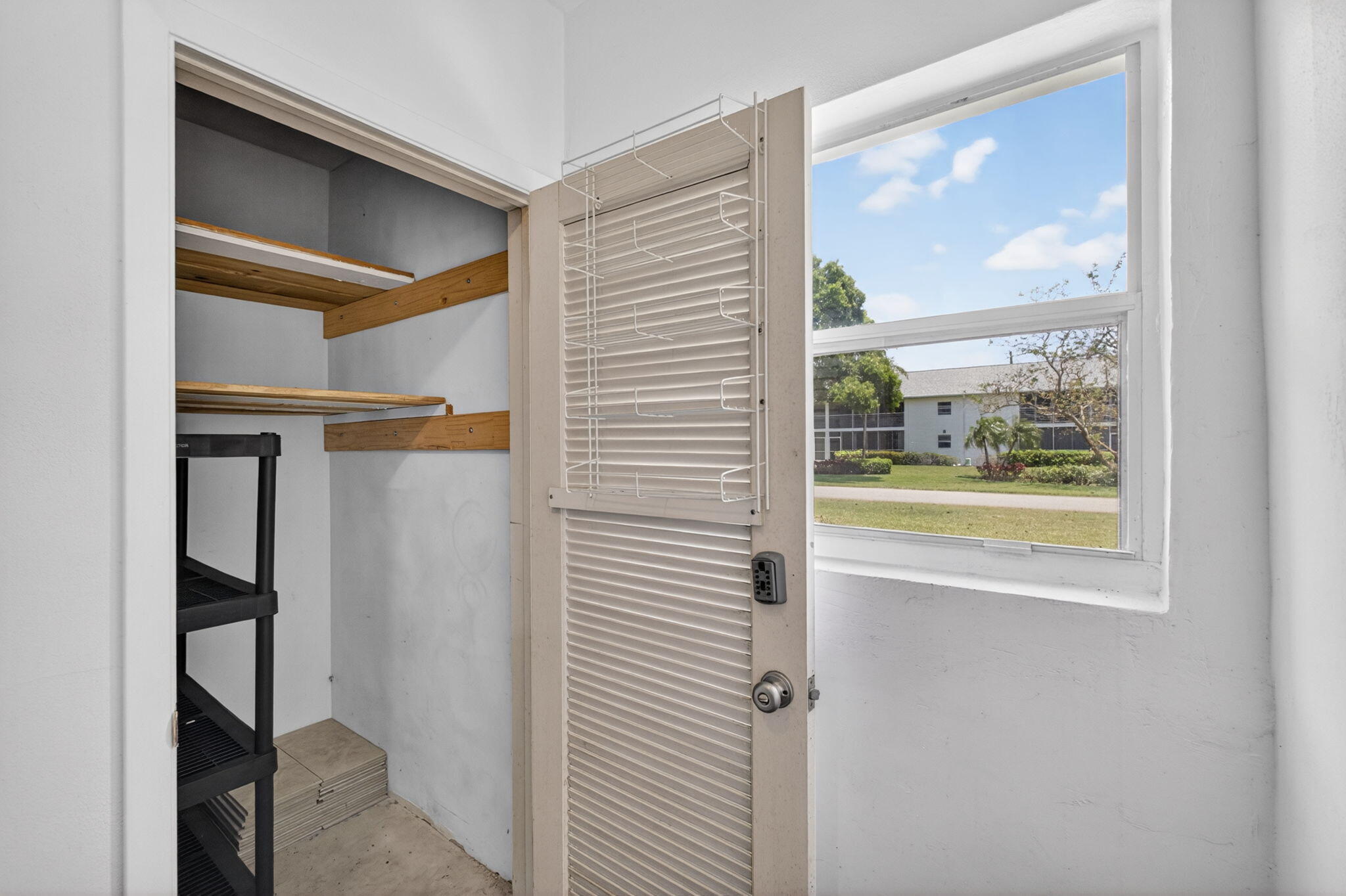 TEQUESTA GARDEN CONDO 7 - Residential