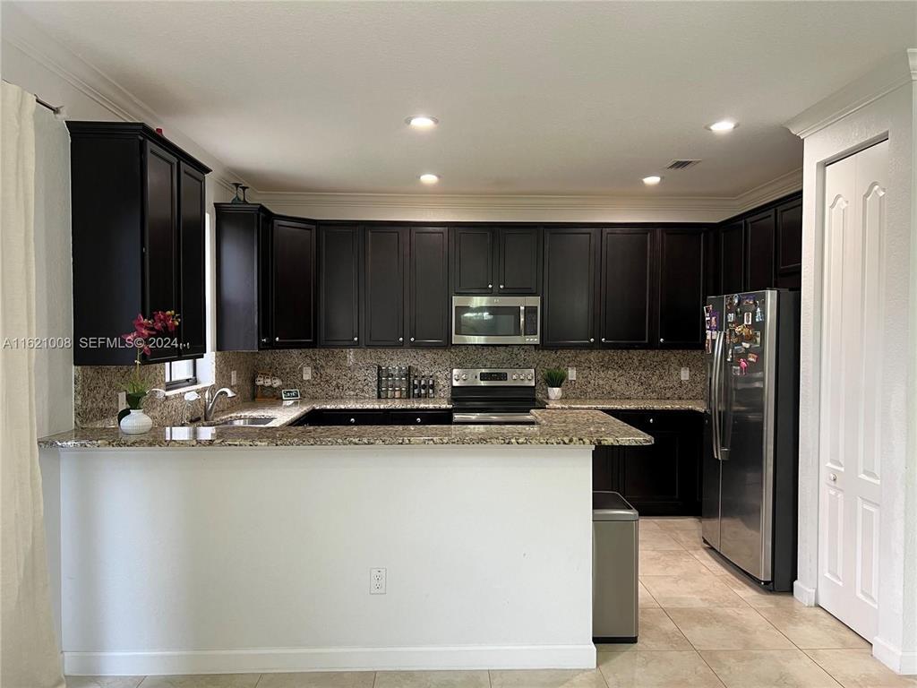 DEBUYS PLAT - Residential