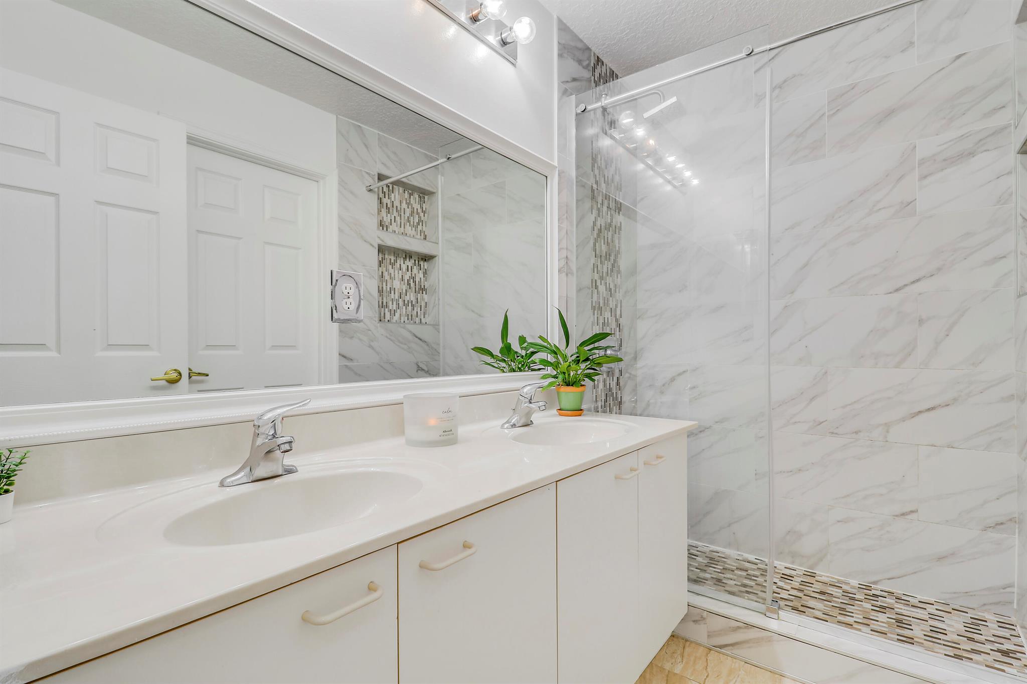 OLYMPIA 2 - Residential