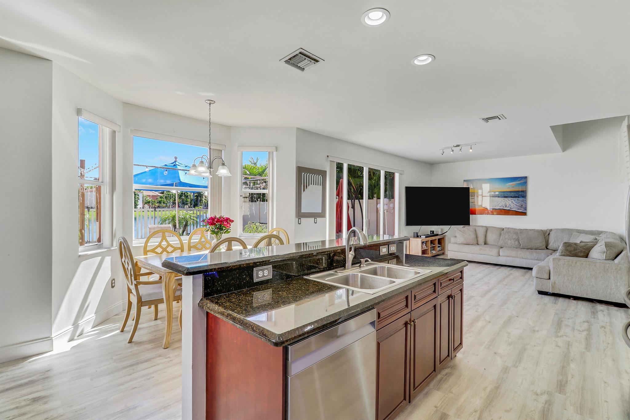 OLYMPIA 2 - Residential