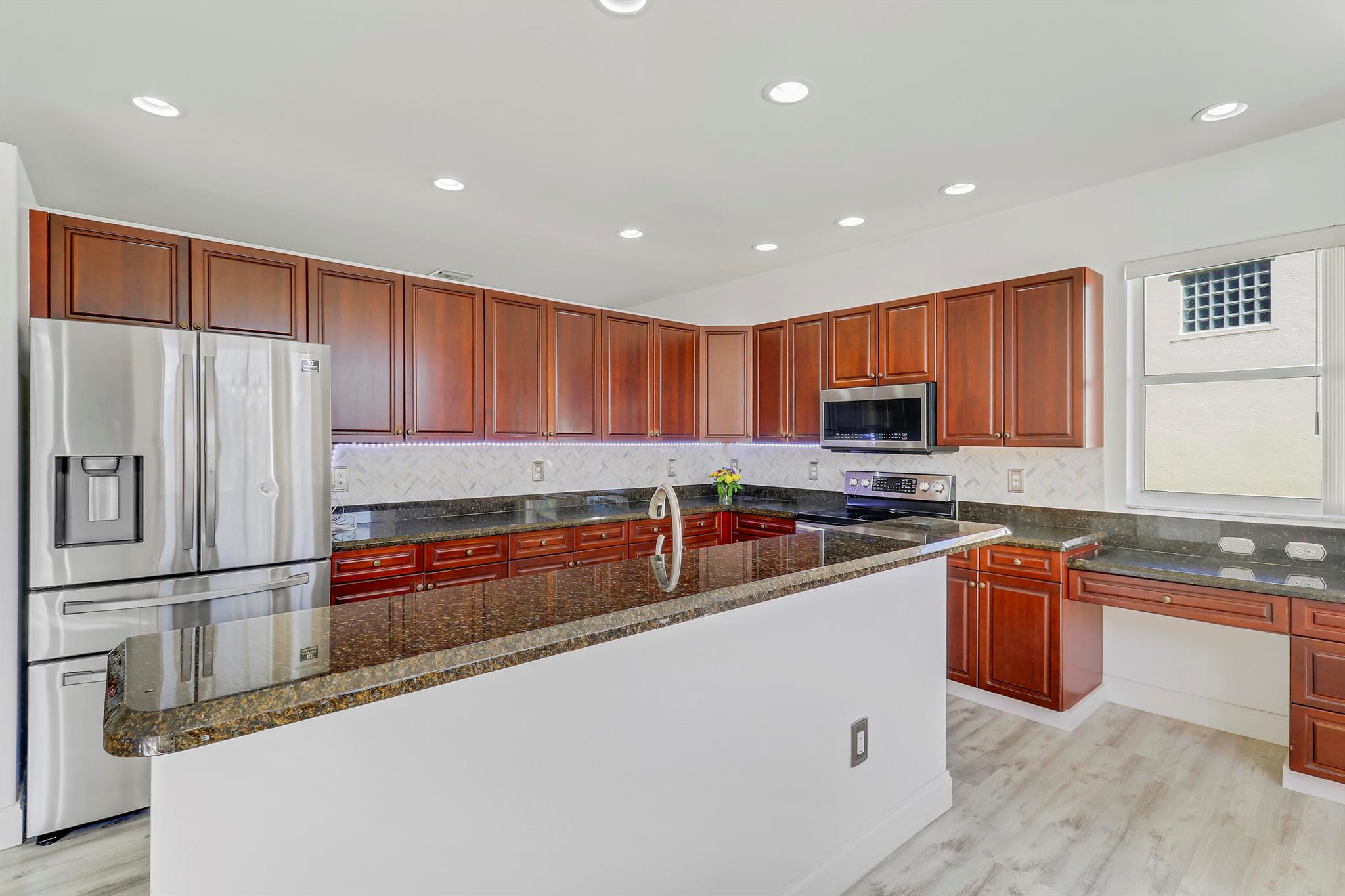 OLYMPIA 2 - Residential