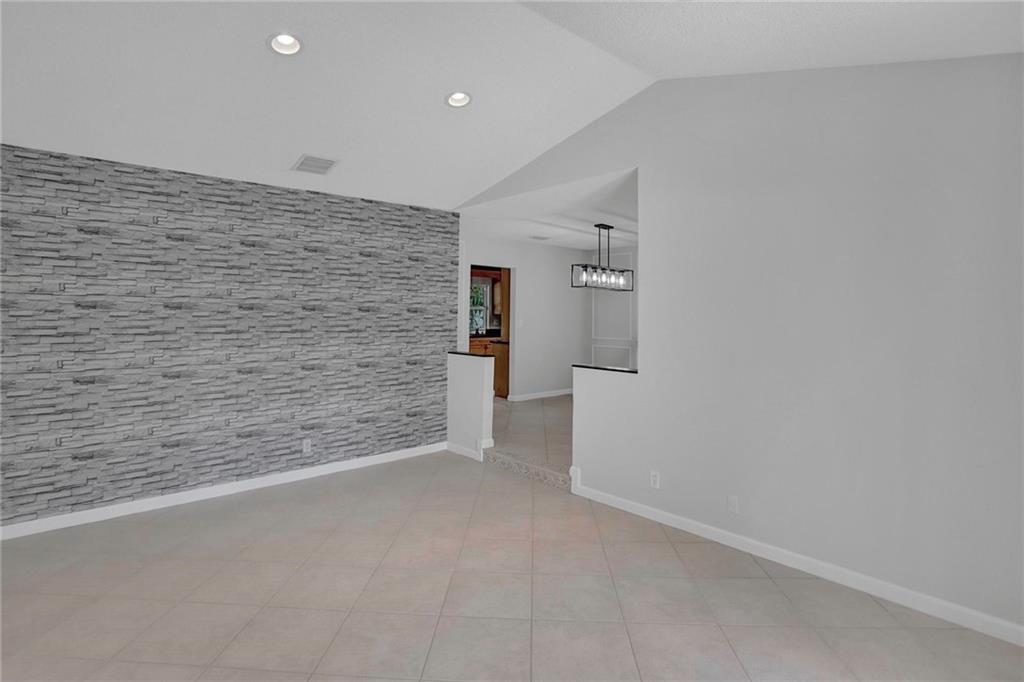 RAMBLEWOOD - Residential Lease