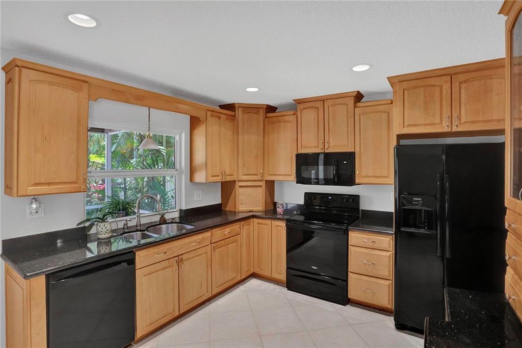 RAMBLEWOOD - Residential Lease