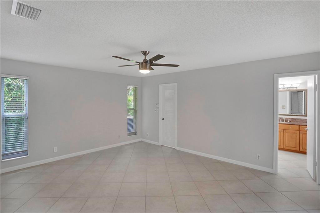 RAMBLEWOOD - Residential Lease