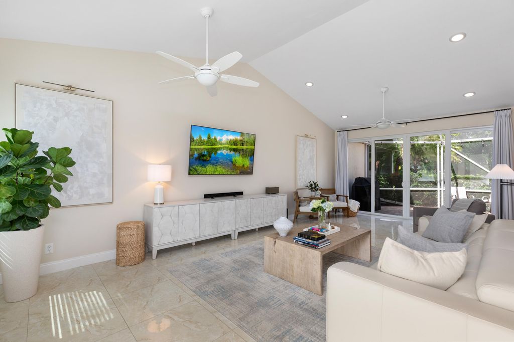 Photo of 23467 Water Circle, Boca Raton, FL 33486 (MLS # R11105384)