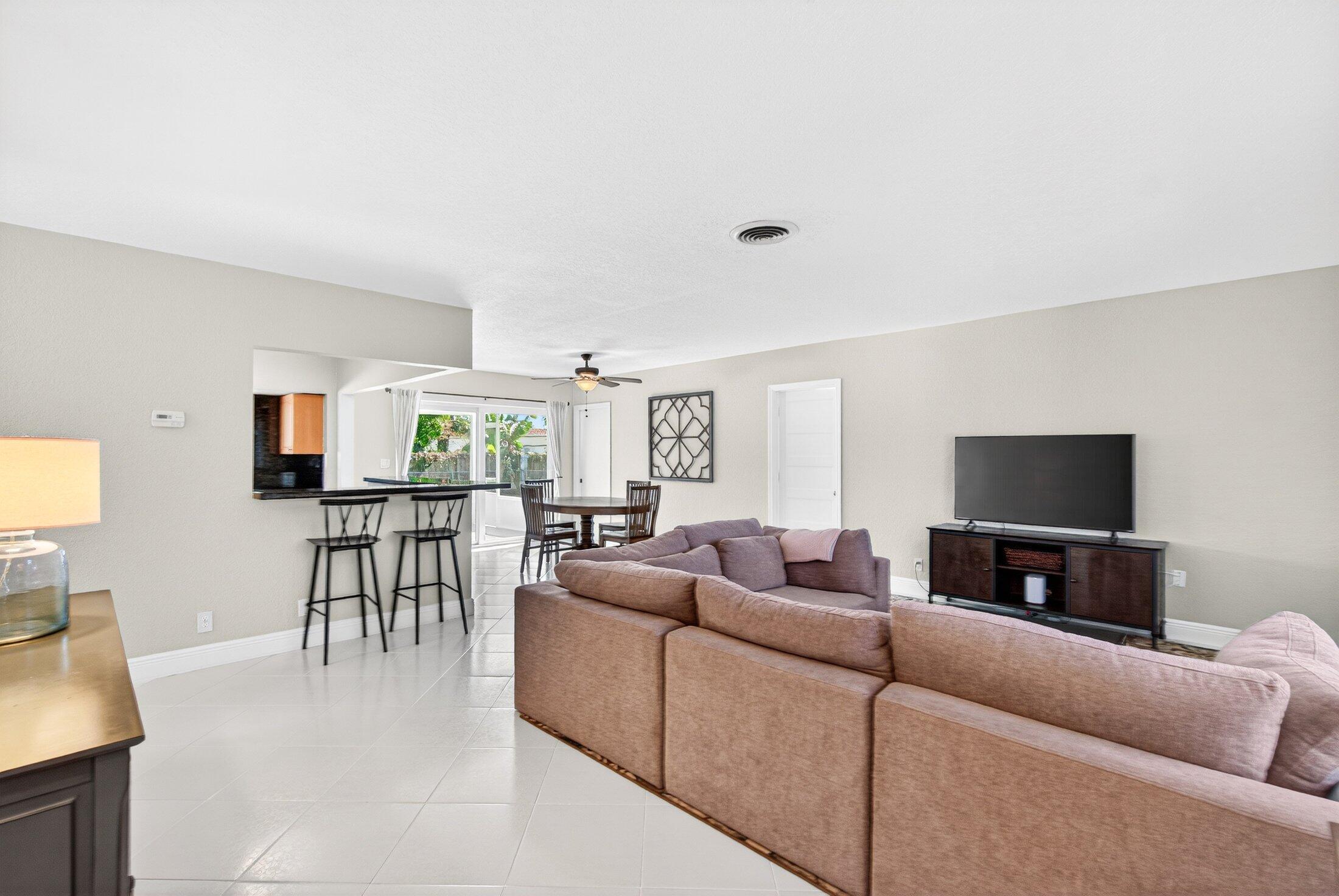 1200 SW 12th Terrace