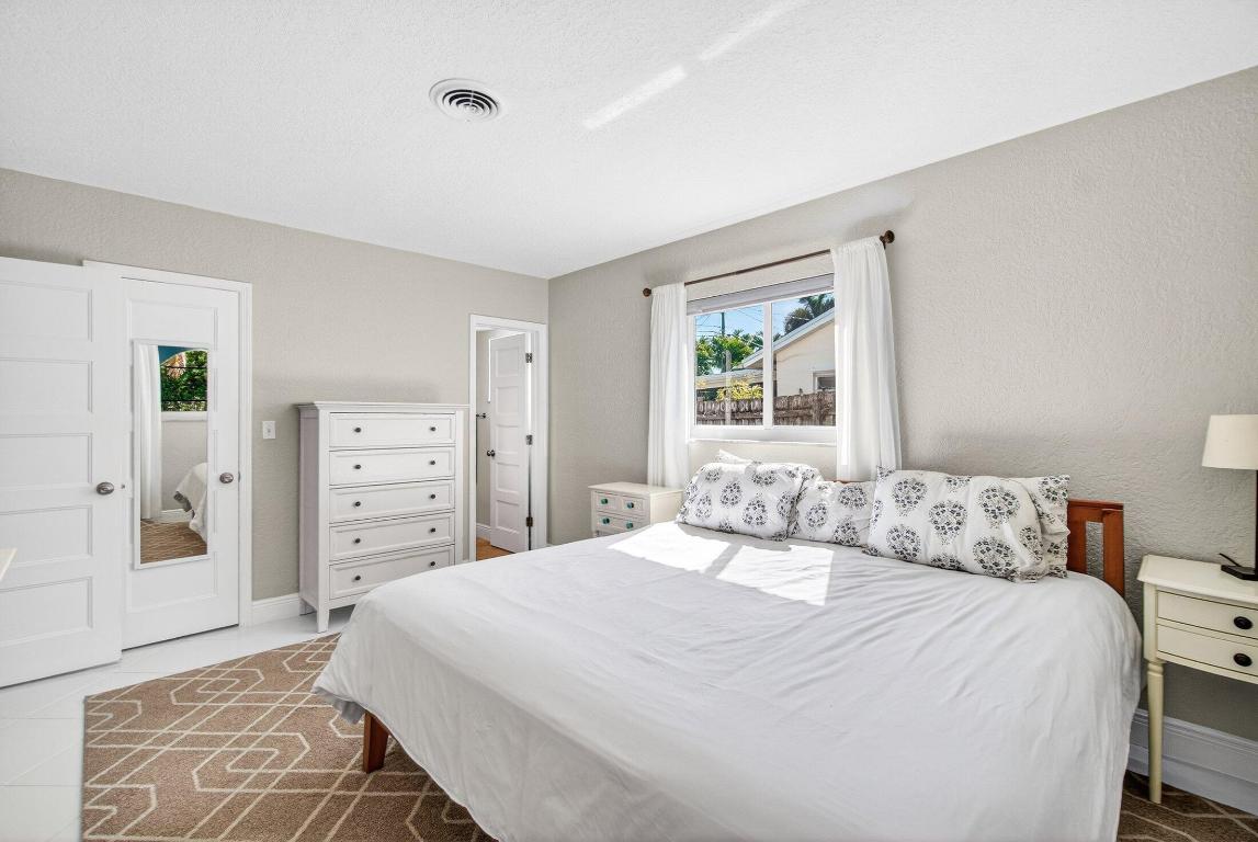 BOCA RATON SQUARE UNIT 13 - Residential