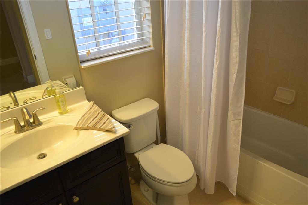 Debuys 180-147 B - Residential