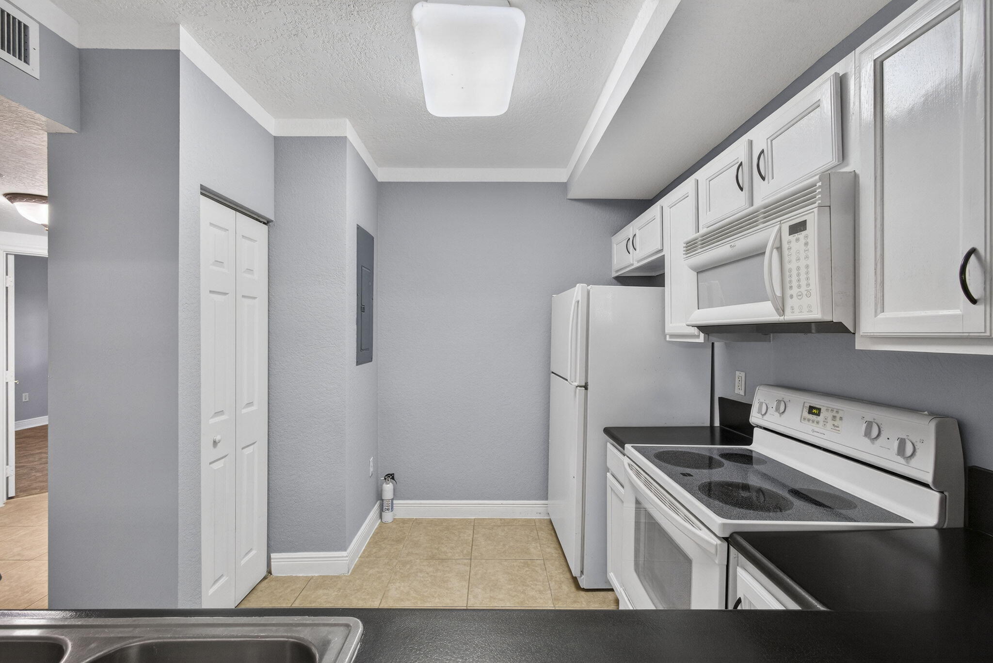 4723 Lucerne Lakes Boulevard E 612