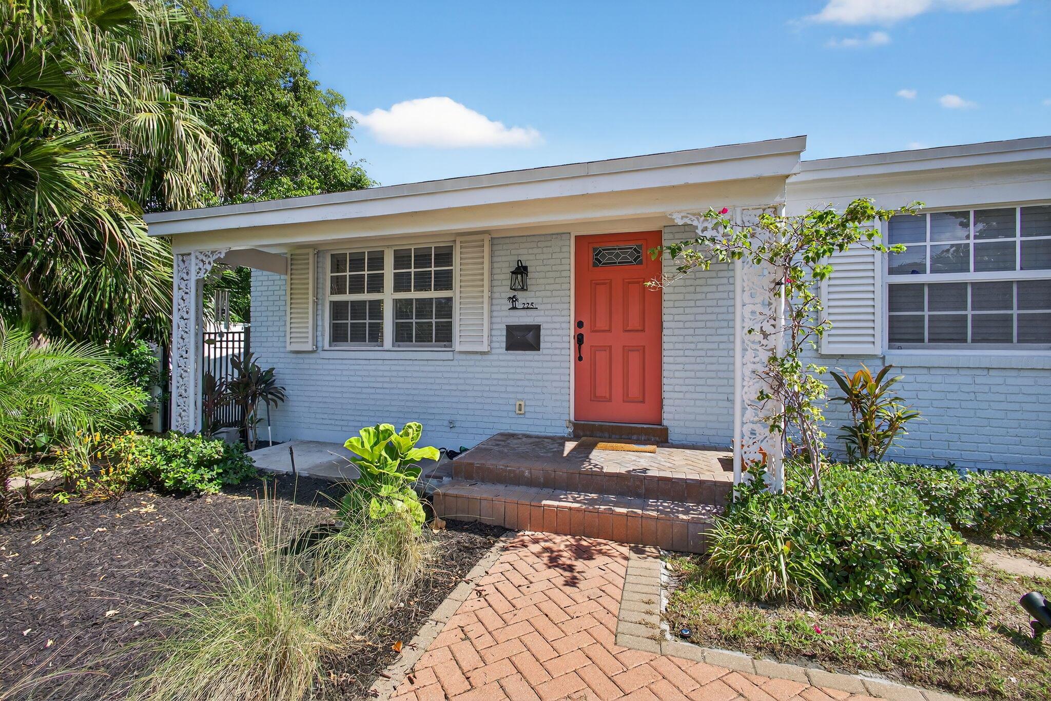 225 Cortez Road