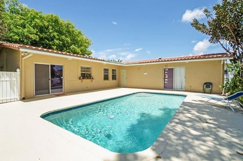 A home in Wilton Manors