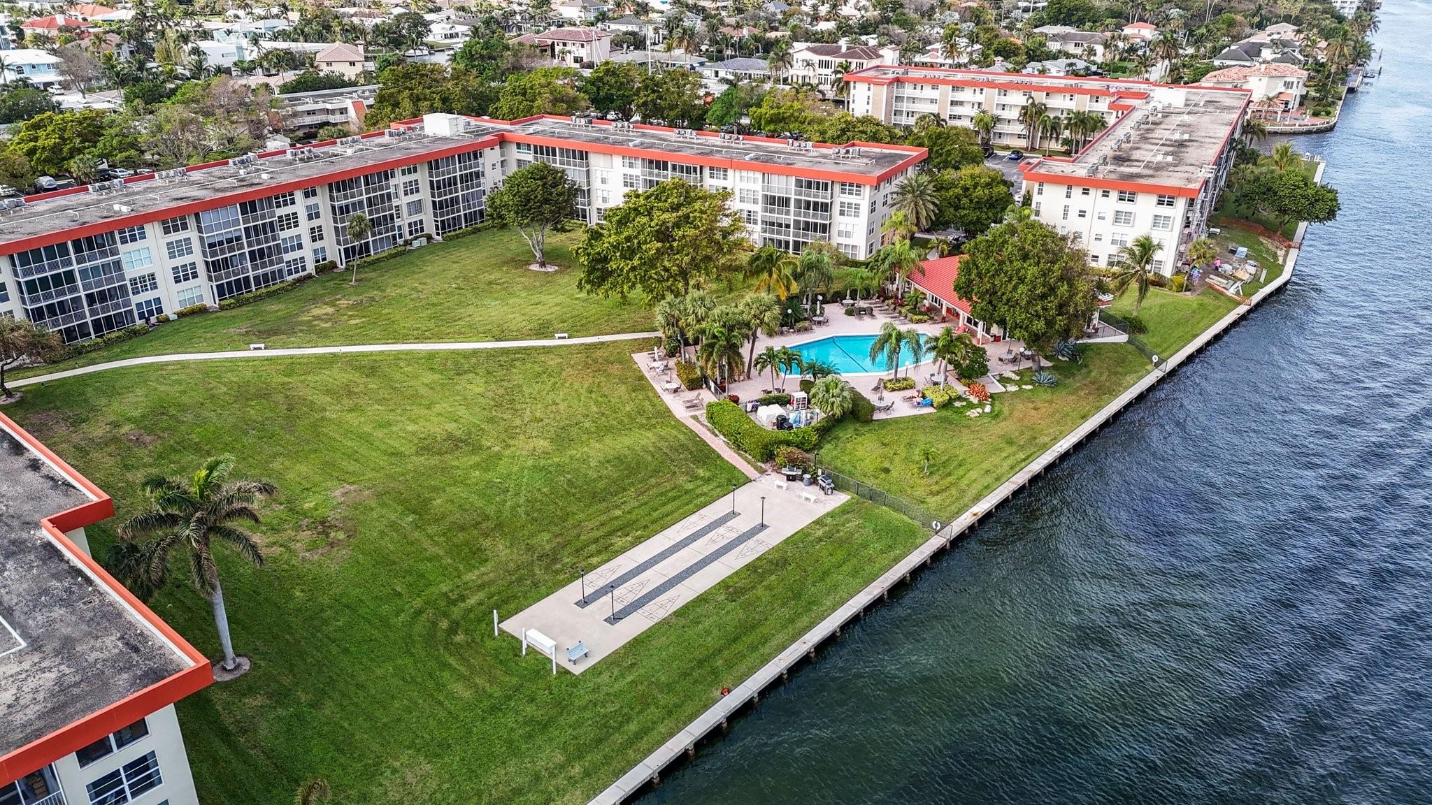 Palm Aire - Residential