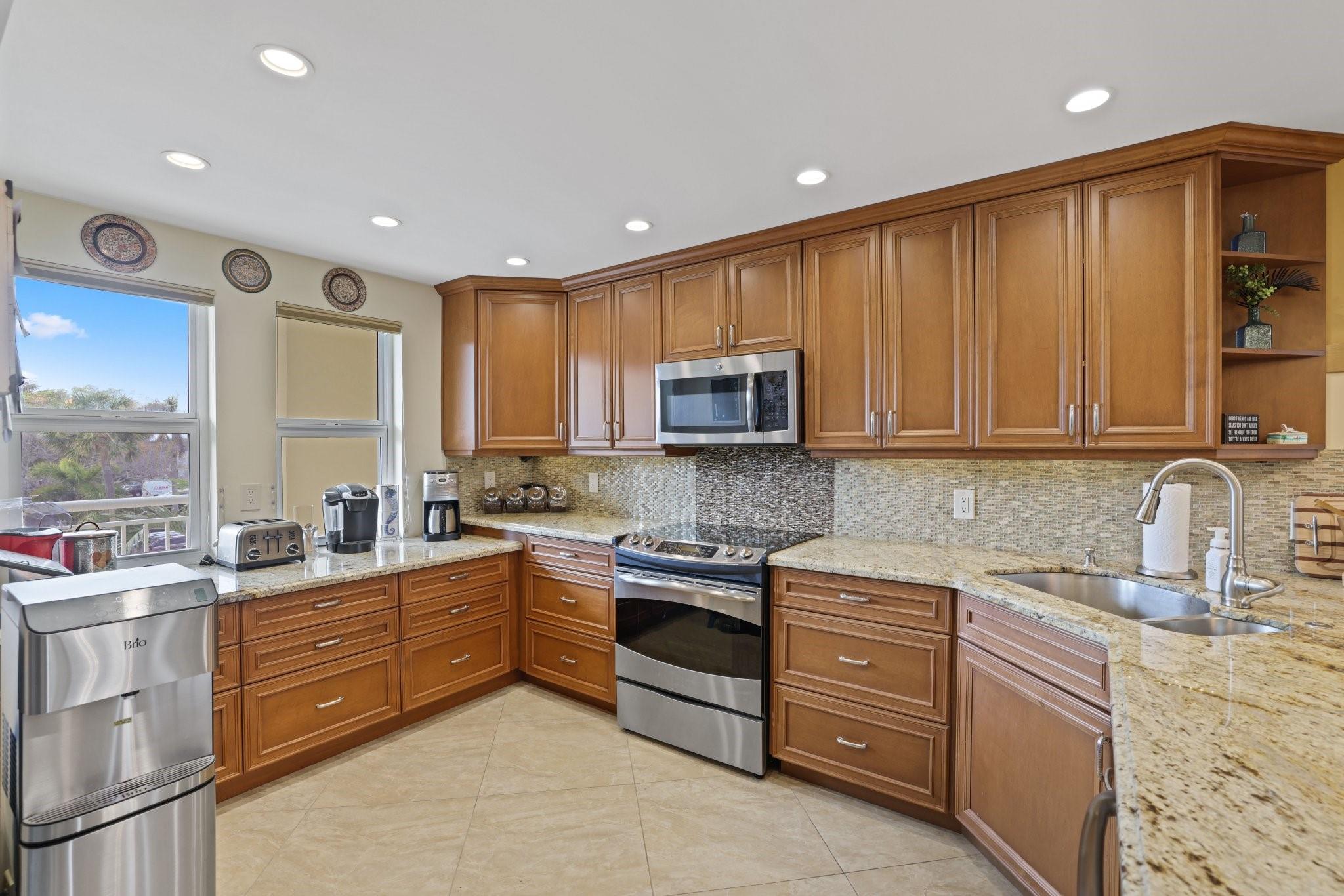 Palm Aire - Residential