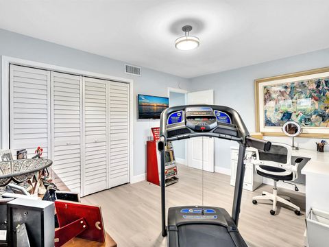 Tiny photo for 829 Appleby Street, Boca Raton, FL 33487 (MLS # B26044005)