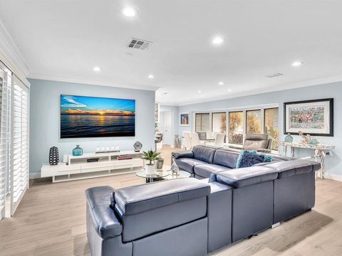 Tiny photo for 829 Appleby Street, Boca Raton, FL 33487 (MLS # B26044005)