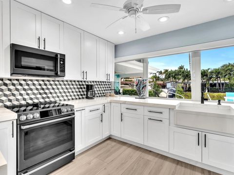 Tiny photo for 829 Appleby Street, Boca Raton, FL 33487 (MLS # B26044005)