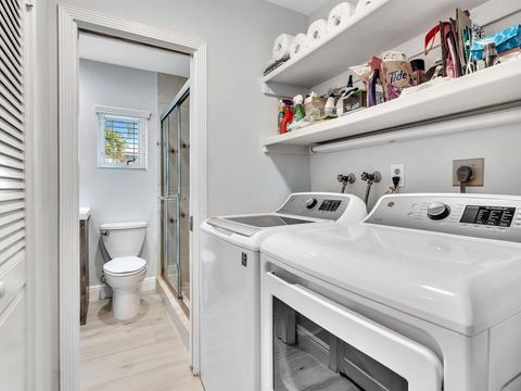 Tiny photo for 829 Appleby Street, Boca Raton, FL 33487 (MLS # B26044005)
