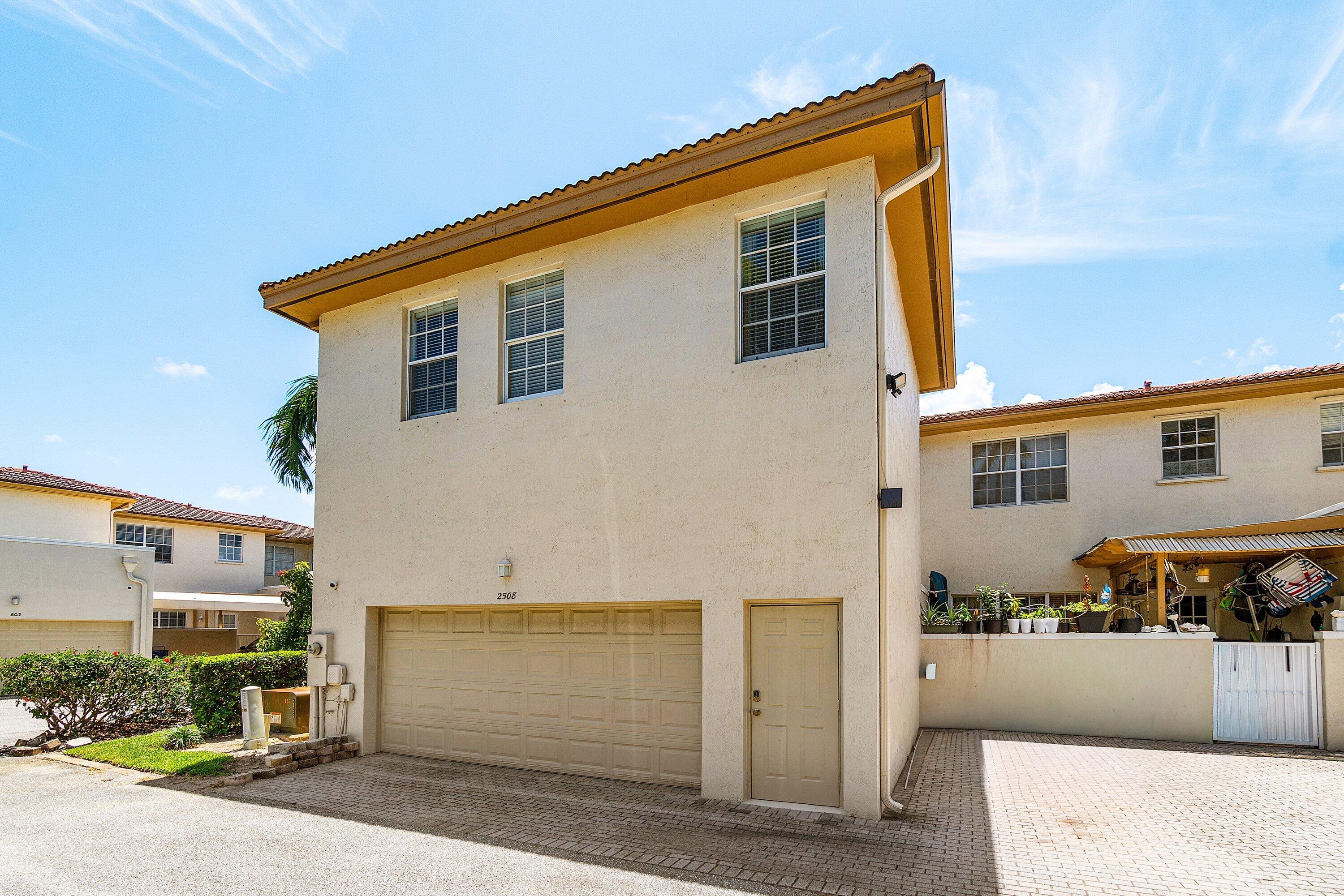 2508 NW 6th Court