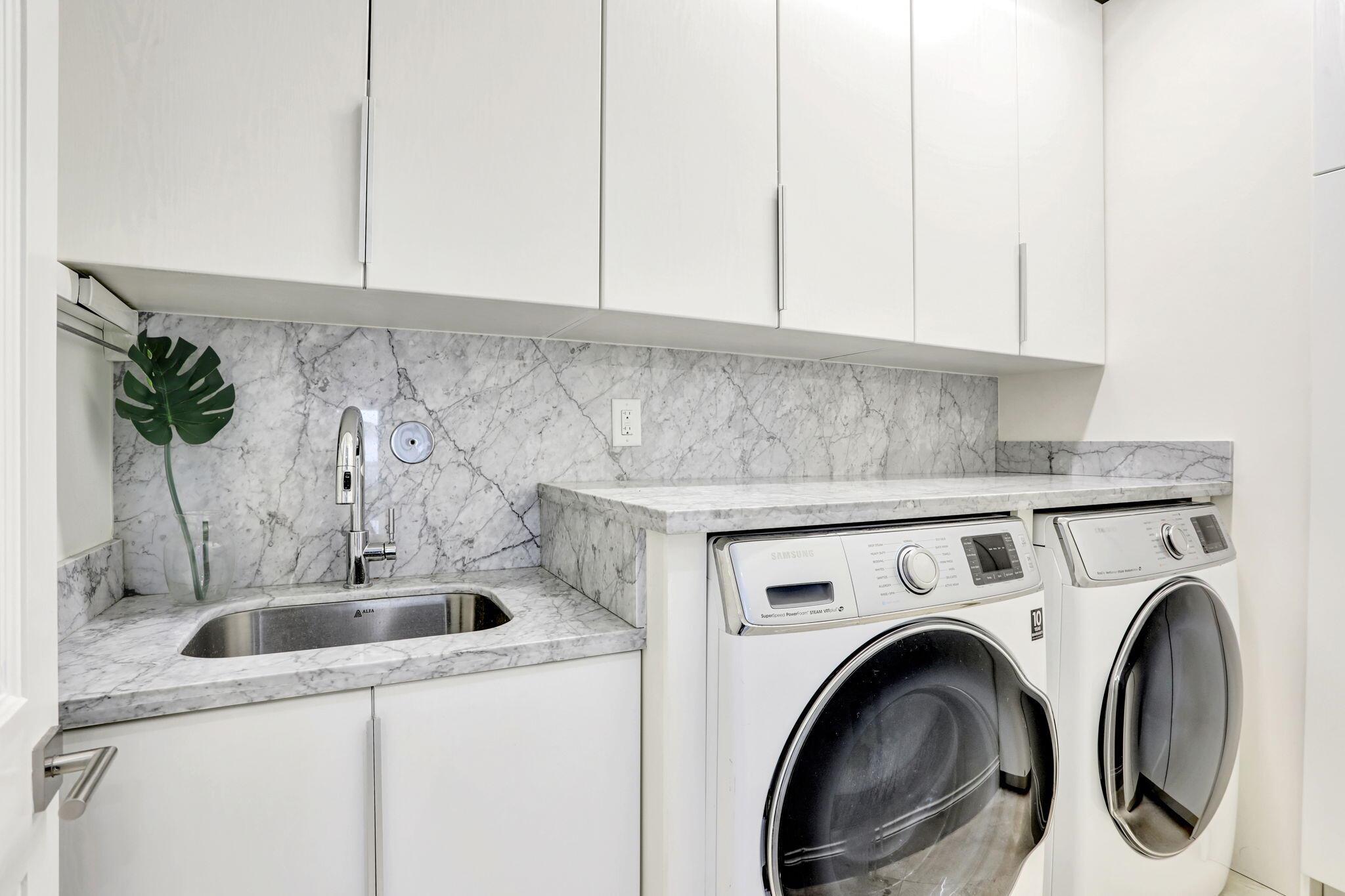 HILLSBORO SHORES SEC - Residential