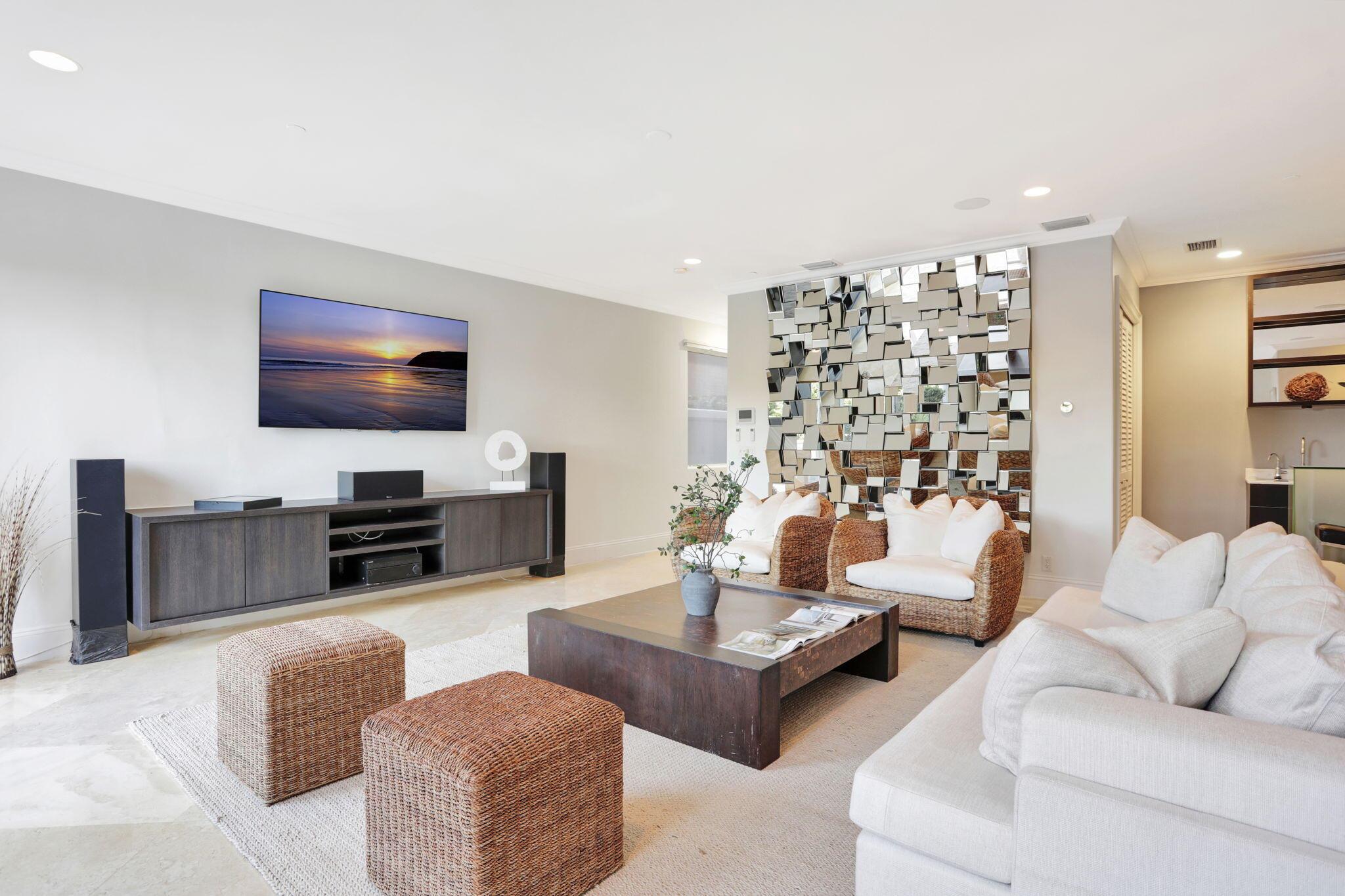 HILLSBORO SHORES SEC - Residential